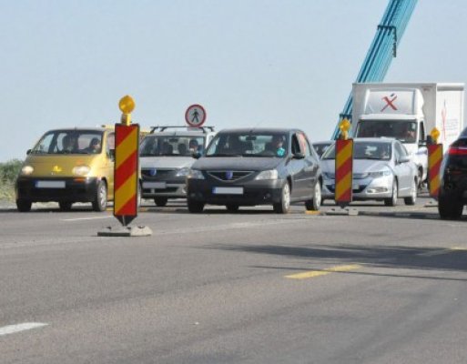 Traficul pe Podul Agigea este în continuare restricţionat: cică se fac măsurători!